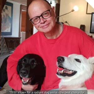 English customer testimonial by Martin with his two dogs
